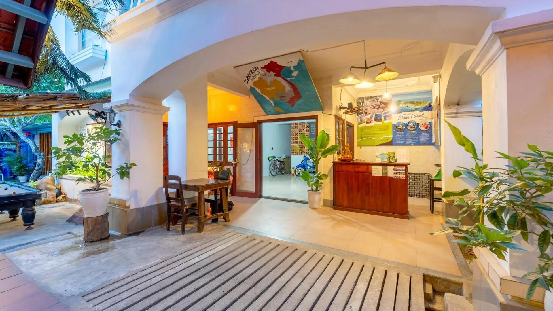Serendipity Experience Hoi An Hostel
