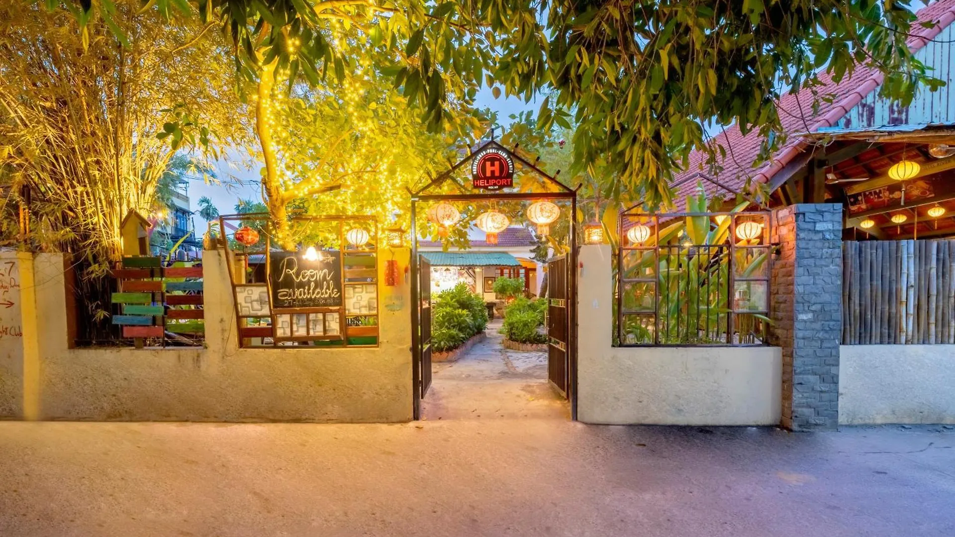 Serendipity Experience Hoi An Hostel