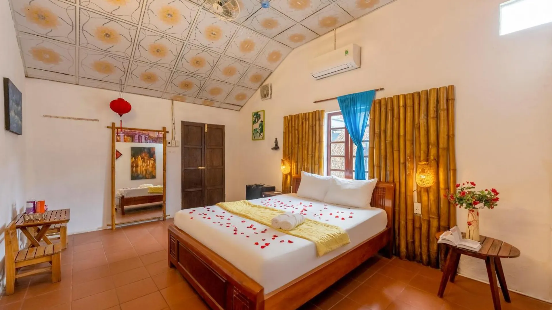 Serendipity Experience Hoi An Hostel 0*,